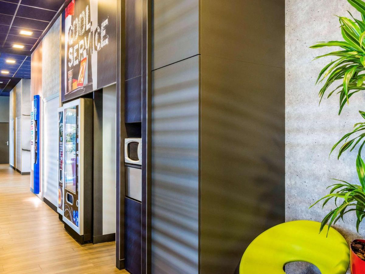 Ibis Budget Rueil Malmaison Екстериор снимка