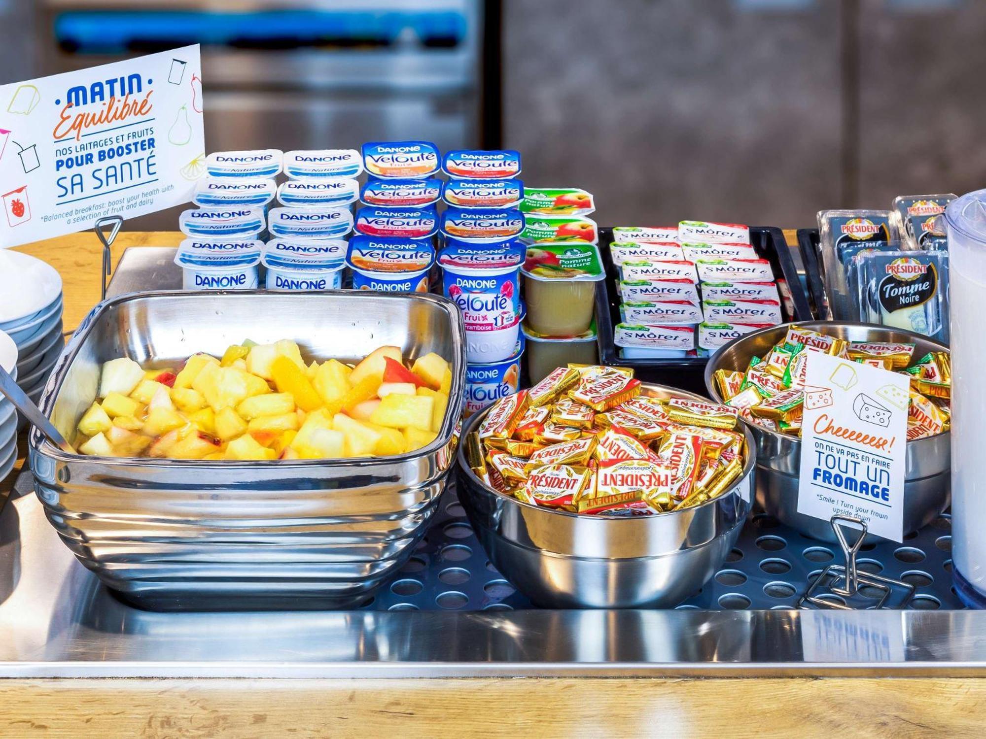 Ibis Budget Rueil Malmaison Екстериор снимка