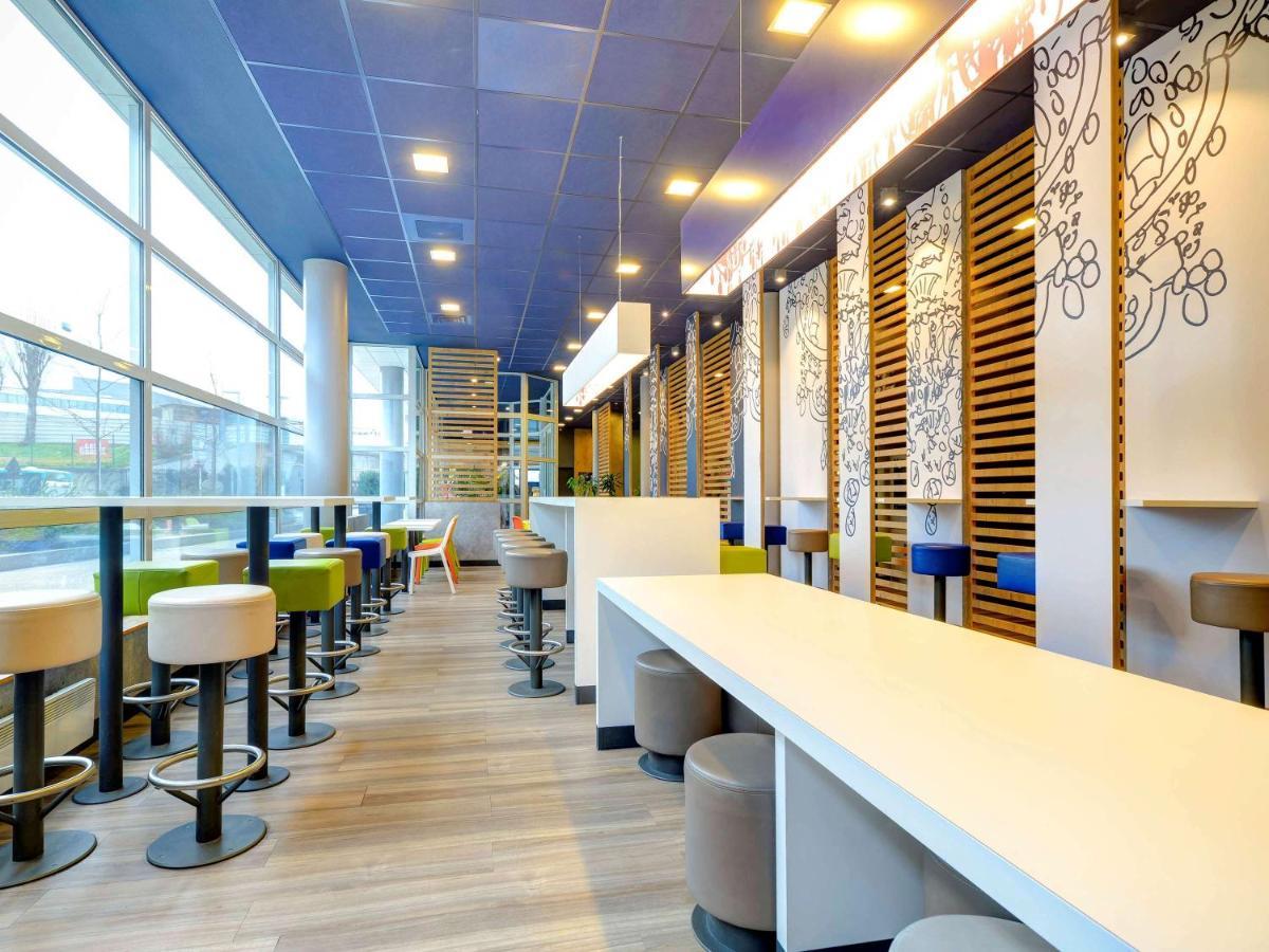 Ibis Budget Rueil Malmaison Екстериор снимка